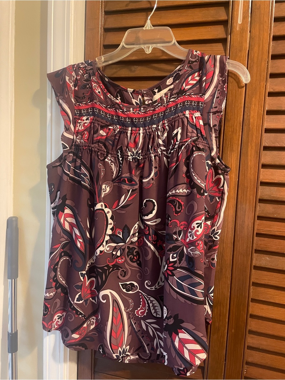 LOFT Paisley Print Sleeveless Camisole in Burgundy and White